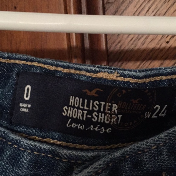 Hollister short short lowrise jeans shorts - Picture 3 of 4